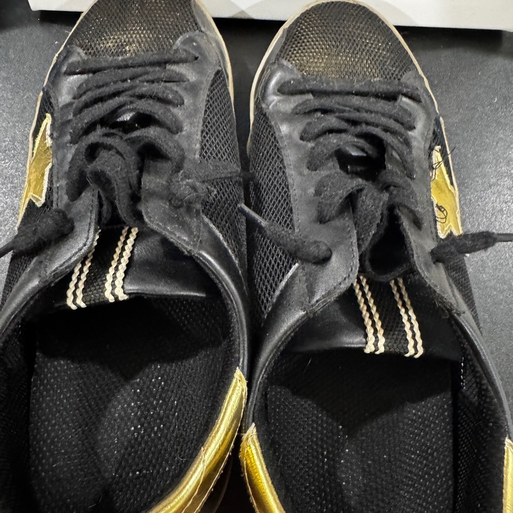 ✨ Shu Shop Penny Black & Gold Star Sneakers – Women’s Size 8 ✨ - Picture 5 of 6